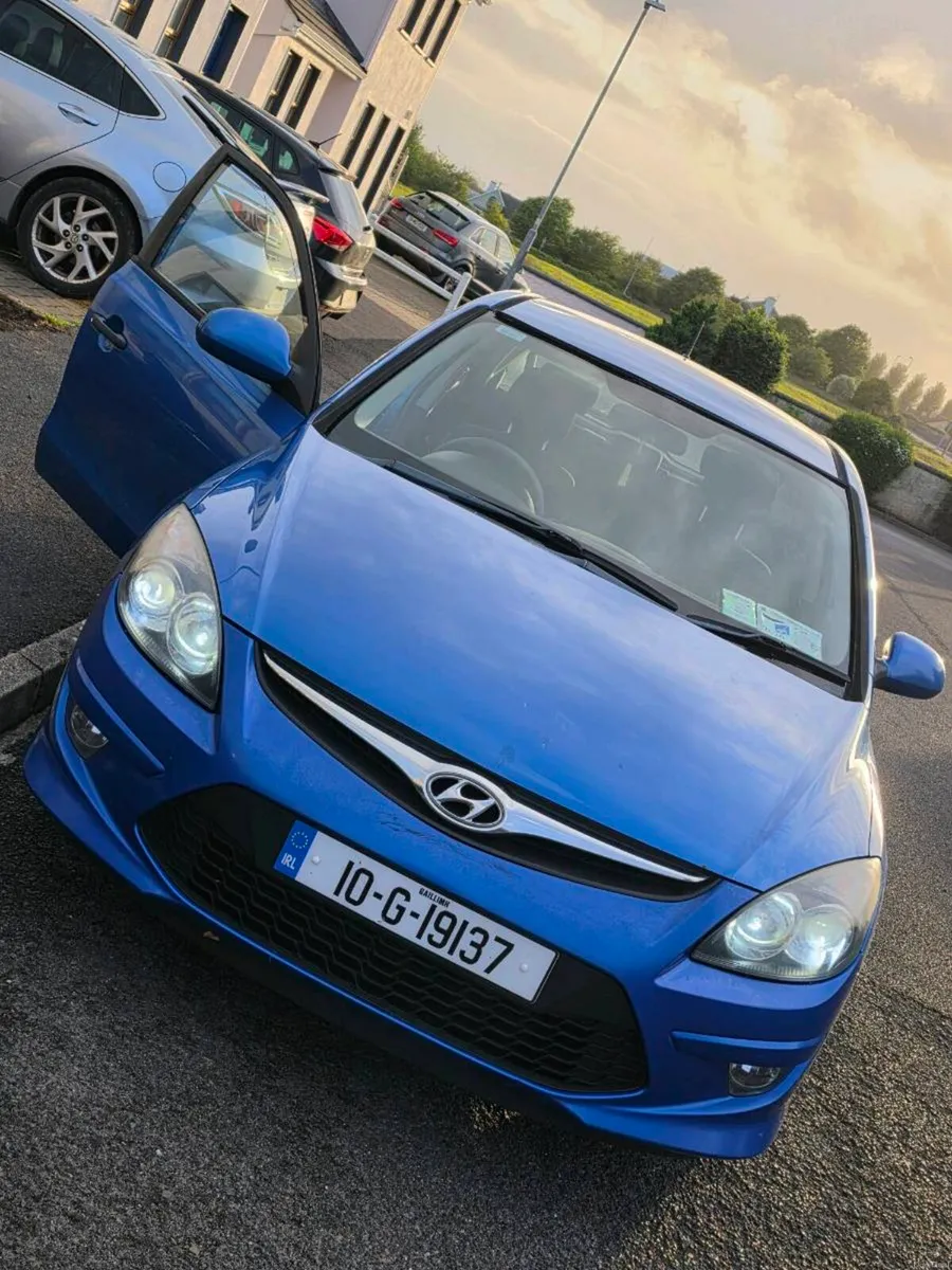 Hyundai I30 1.6 Diesel 6 Gears - Image 1