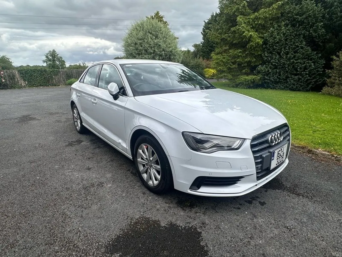 2016 Audi A3 Automatic low millage - Image 2