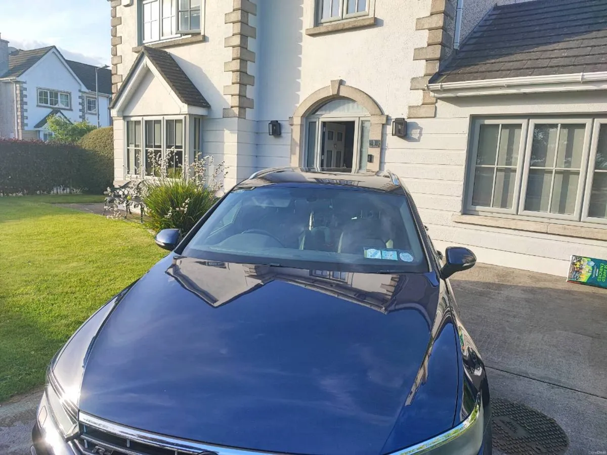 VW Passat RLine 4Motion 240bhp - Image 2