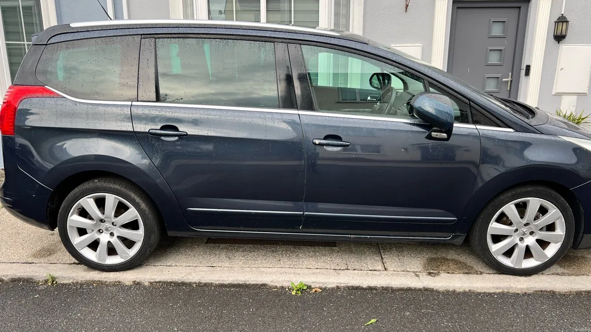 Peugot 5008 1.6 d 7 seat - Image 3