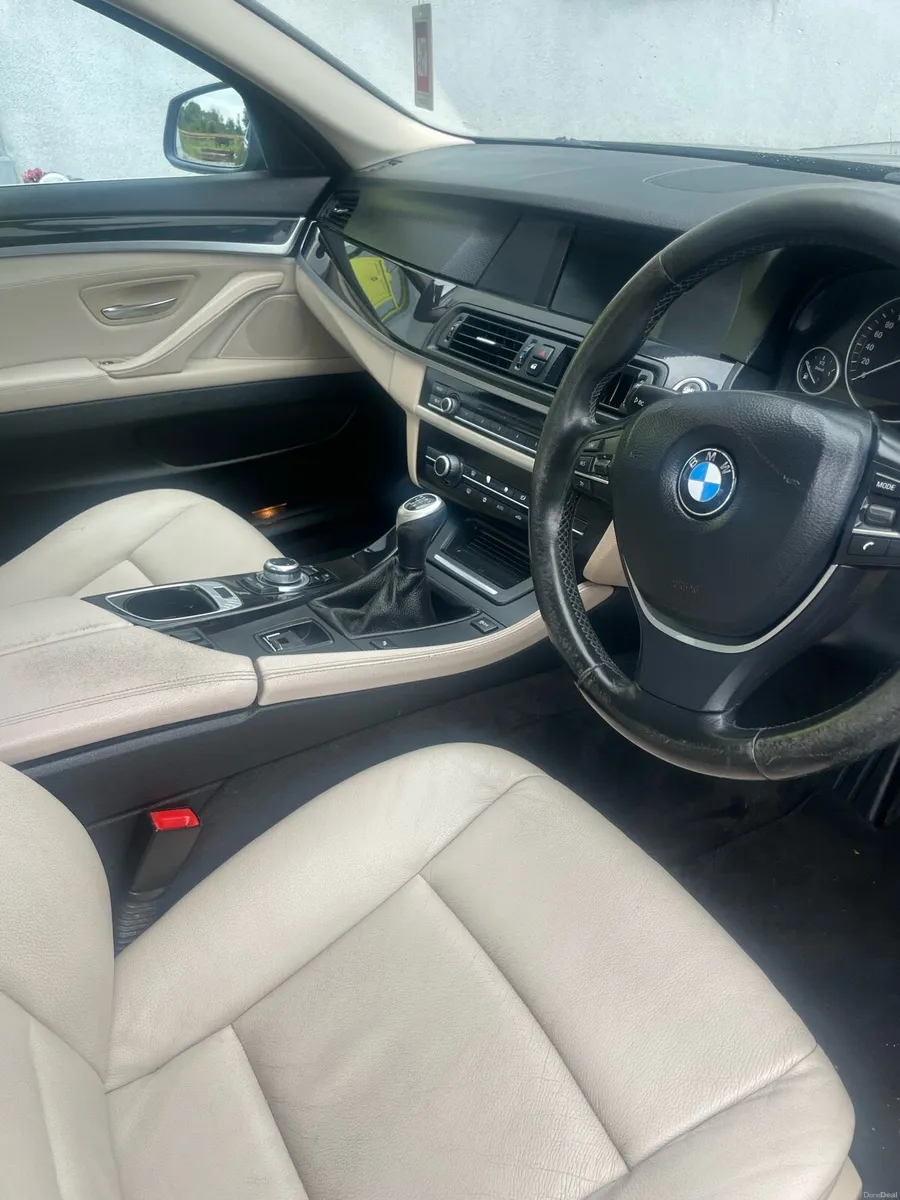 BMW 5 series, black with cream leather interior - Image 3