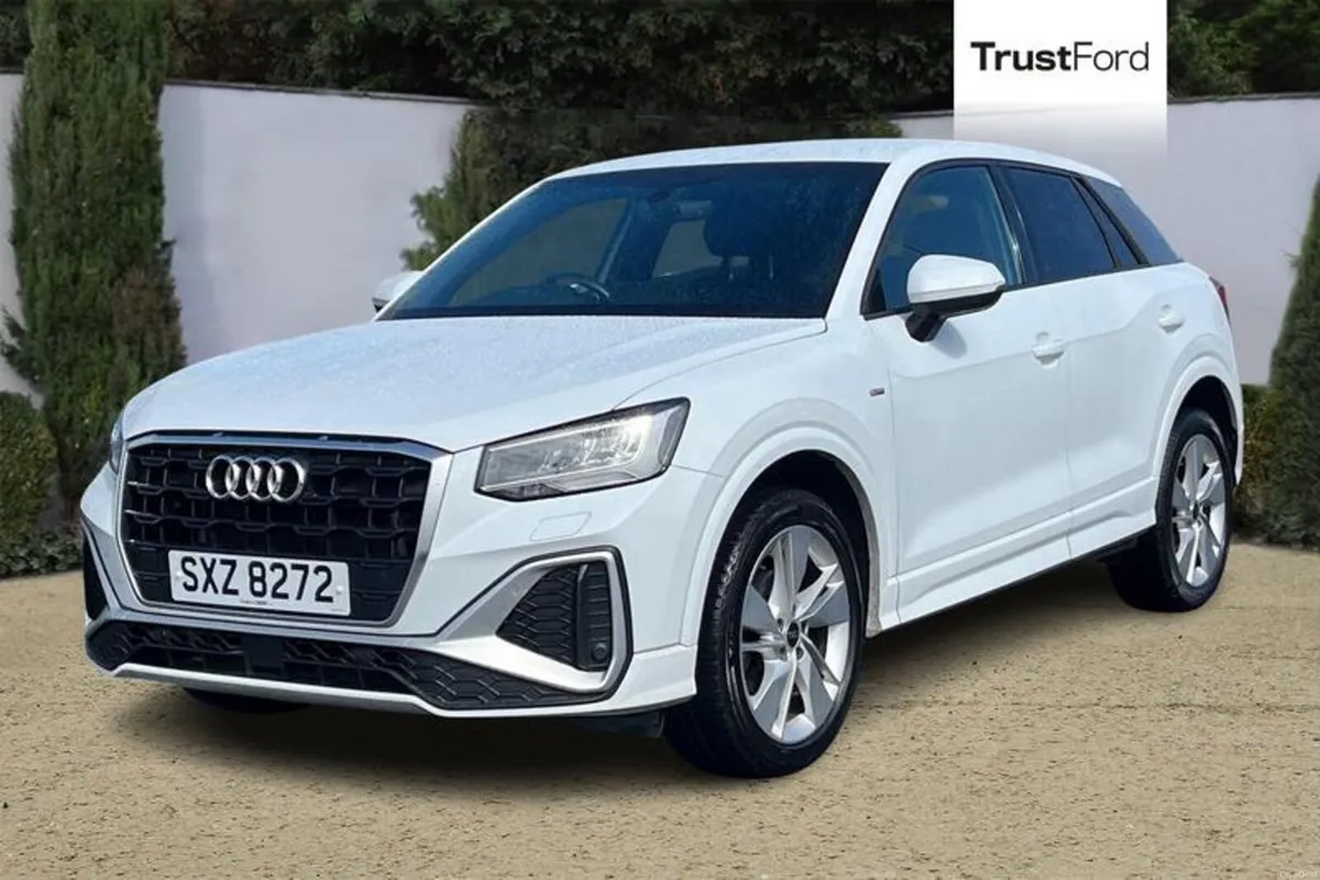 Audi Q2 35 TFSI S Line 5dr **REAR & FRONT PARKING - Image 5