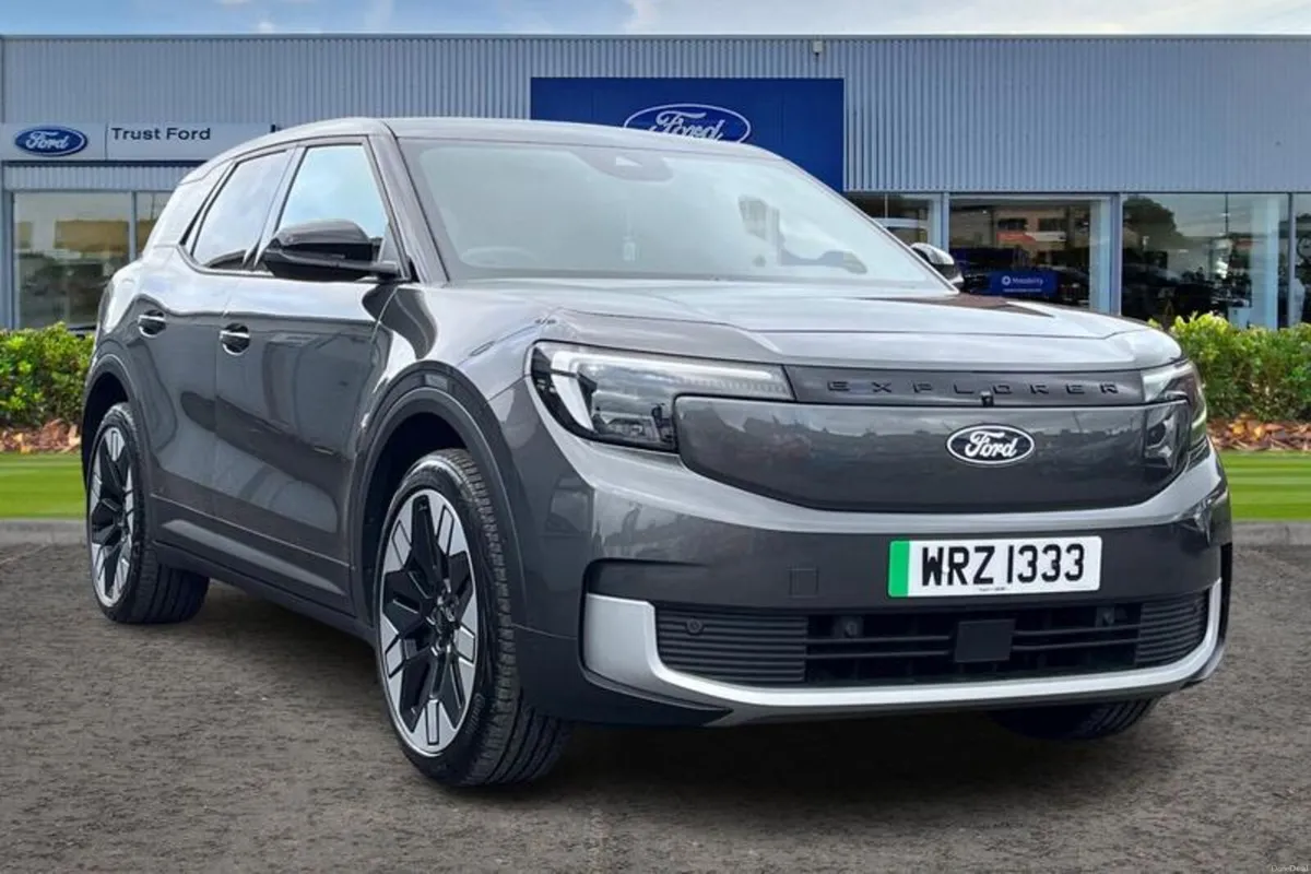 Ford Explorer Extended Range 79kWh Premium SUV 5dr - Image 1