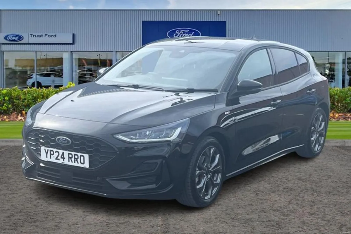 Ford Focus 1.0 EcoBoost Hybrid mHEV 155 ST-Line 5d - Image 5