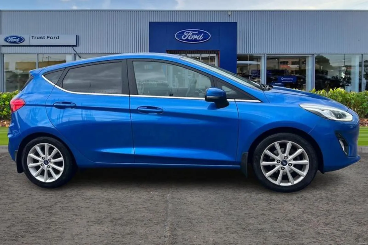 Ford Fiesta 1.0T EcoBoost Titanium Hatchback 5dr P - Image 3