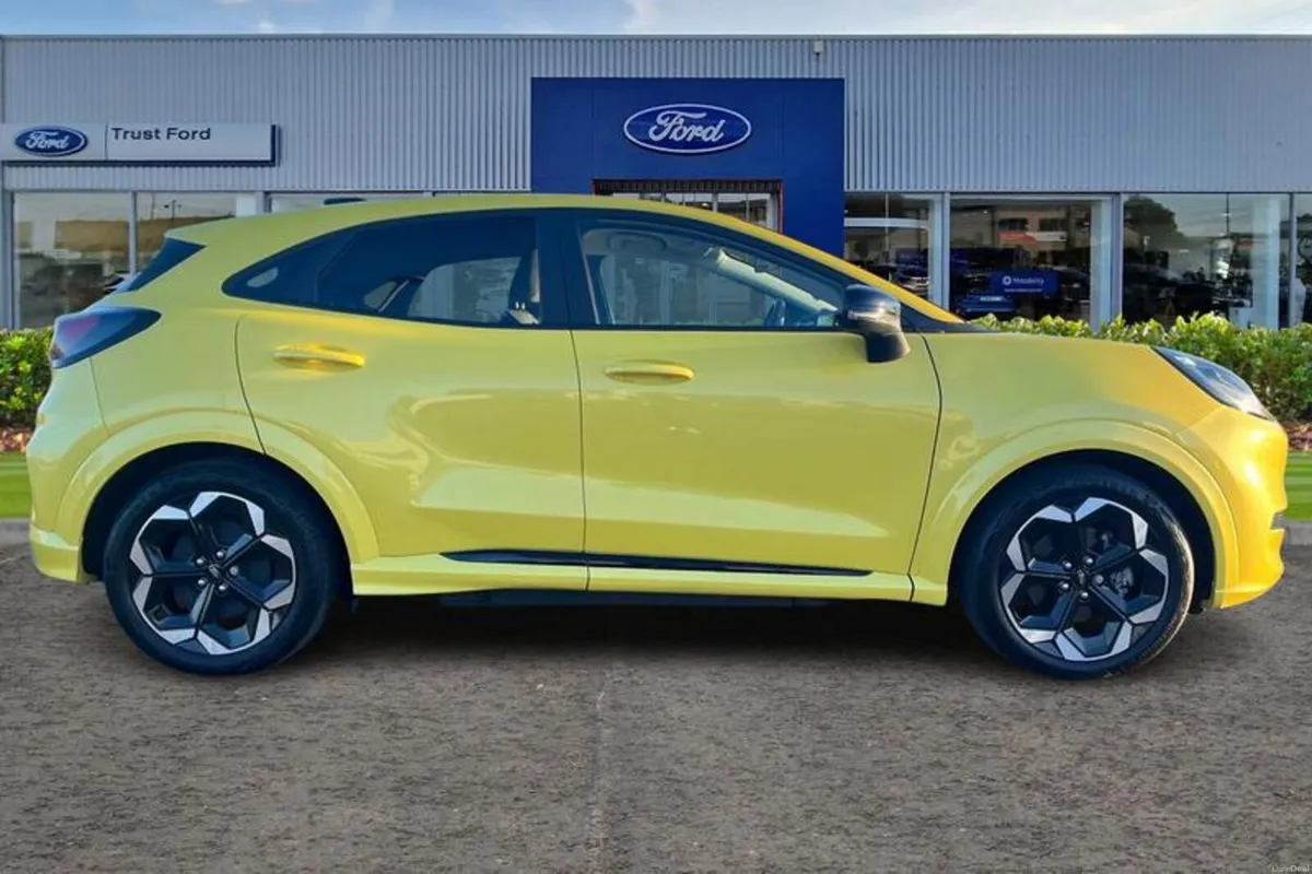 Ford Other Standard Range 43kWh Premium SUV 5dr El - Image 3