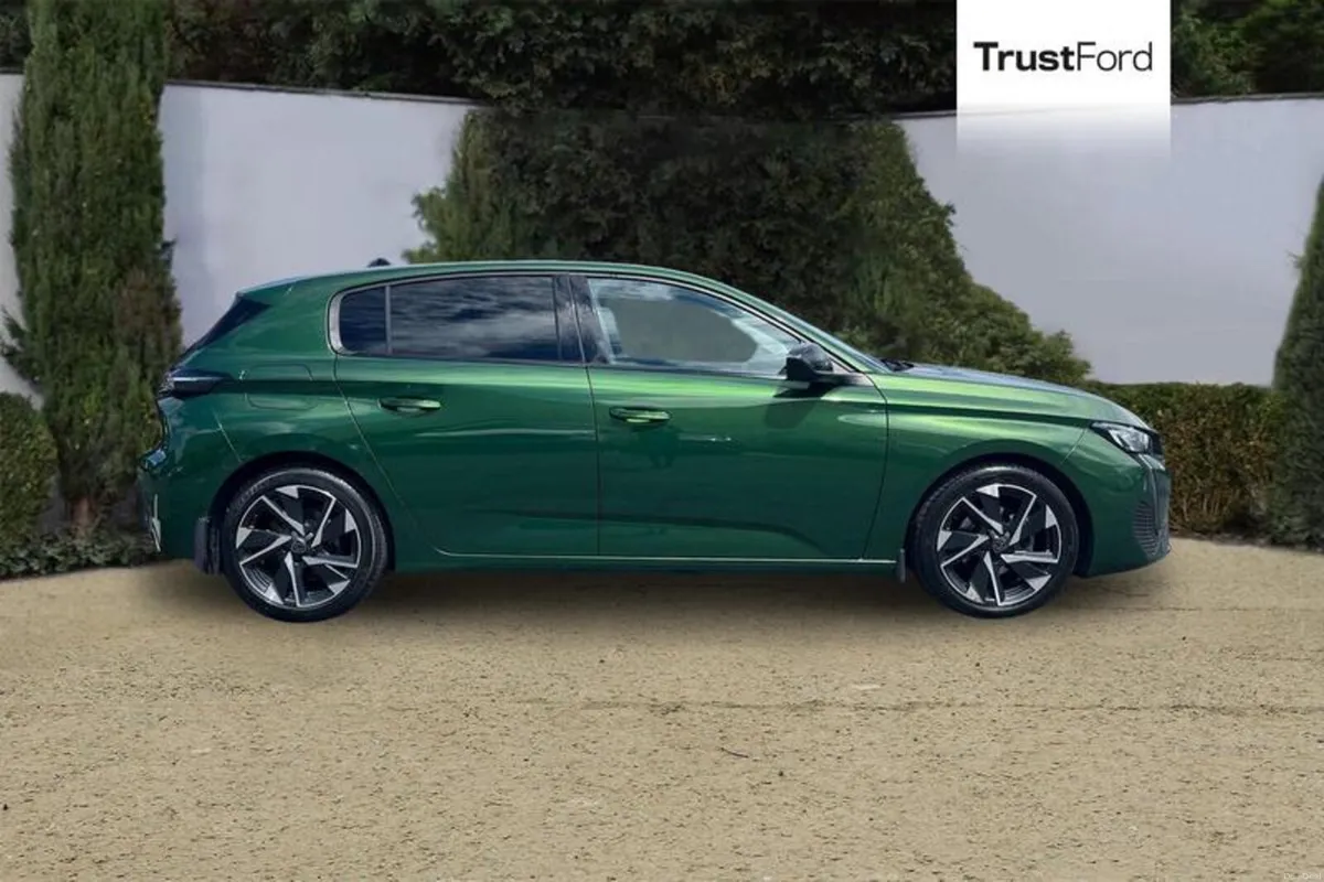 Peugeot 308 PureTech Allure Premium - Image 3
