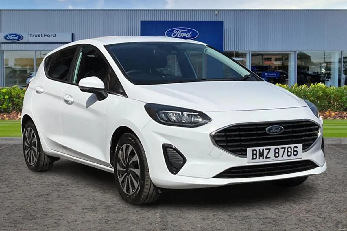 Ford Fiesta 1.0T EcoBoost Titanium Hatchback 5dr P - Image 1