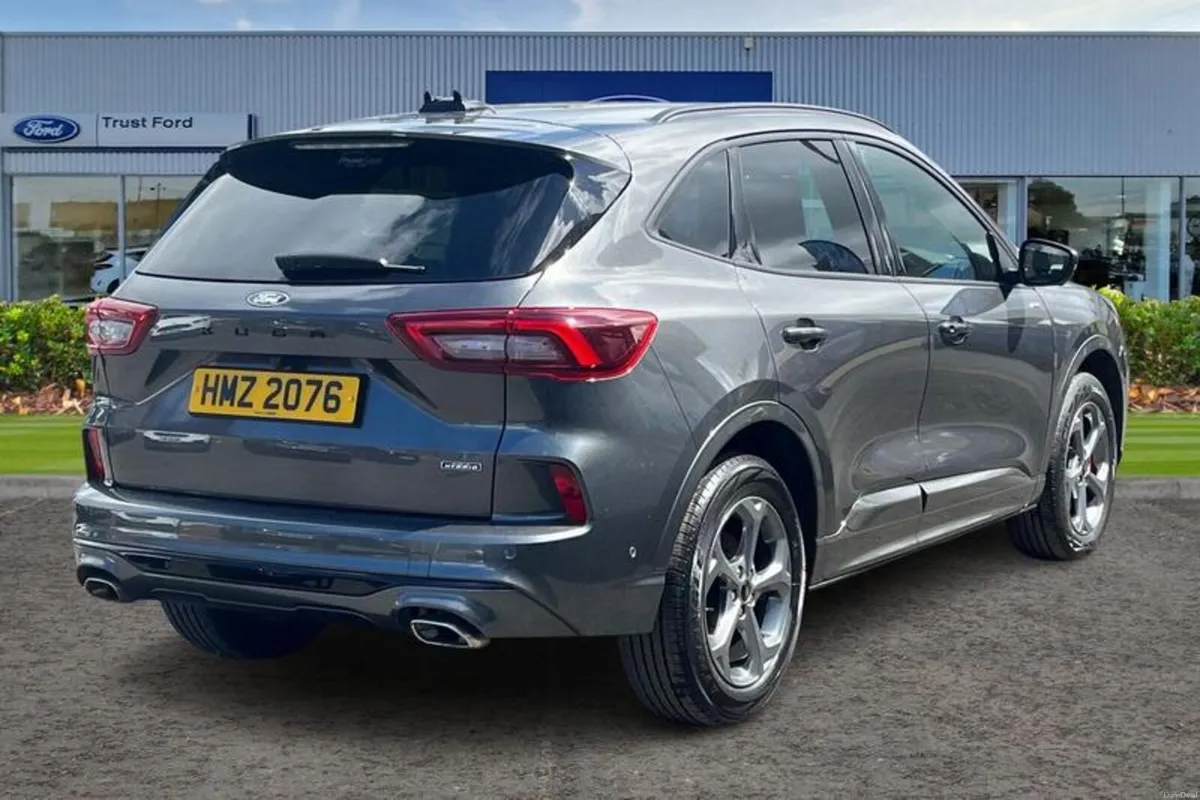Ford Kuga 2.5 Duratec 14.4kWh ST-Line SUV 5dr Petr - Image 4