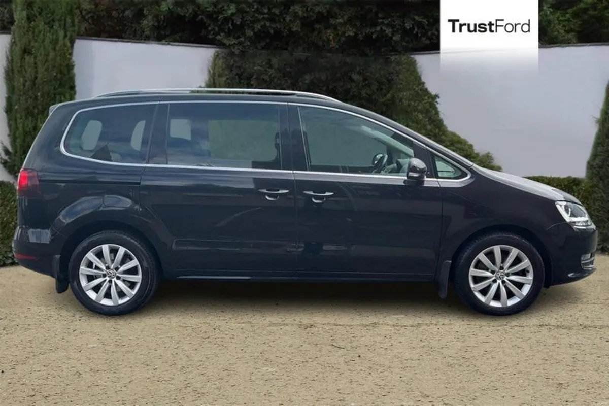 Volkswagen Sharan SEL - Image 3