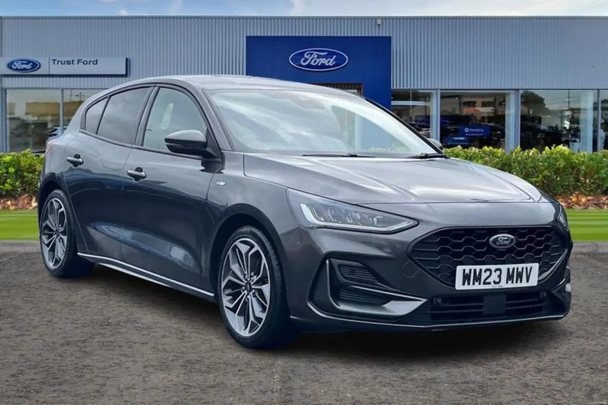 Ford Focus ST-Line X - Image 1