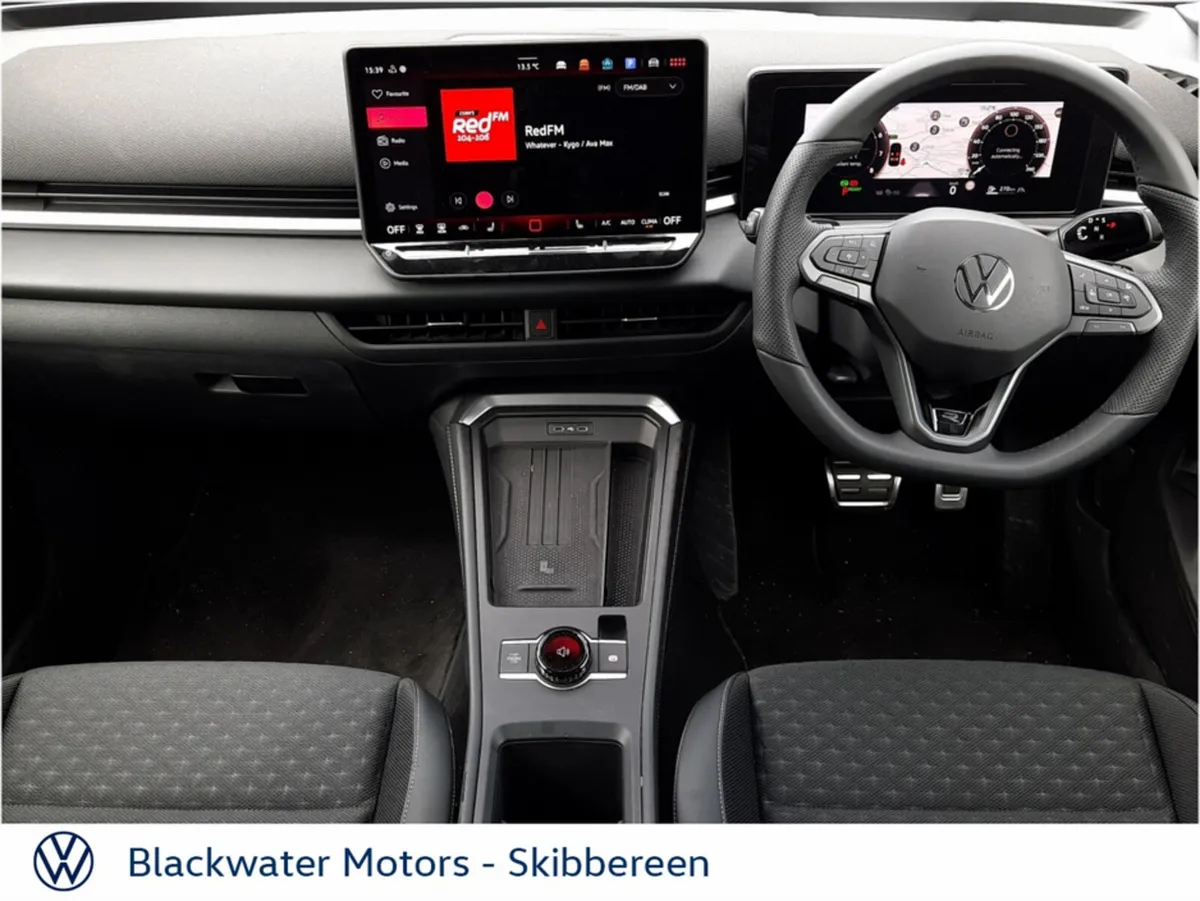 Volkswagen T-Roc 1.5TSI 116BHP LIFE MILD HYBRID WI - Image 2