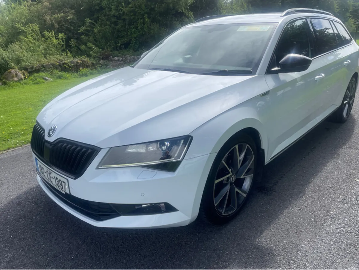 Skoda Superb 2.0 TDI SPORTLINE 150PS - Image 2