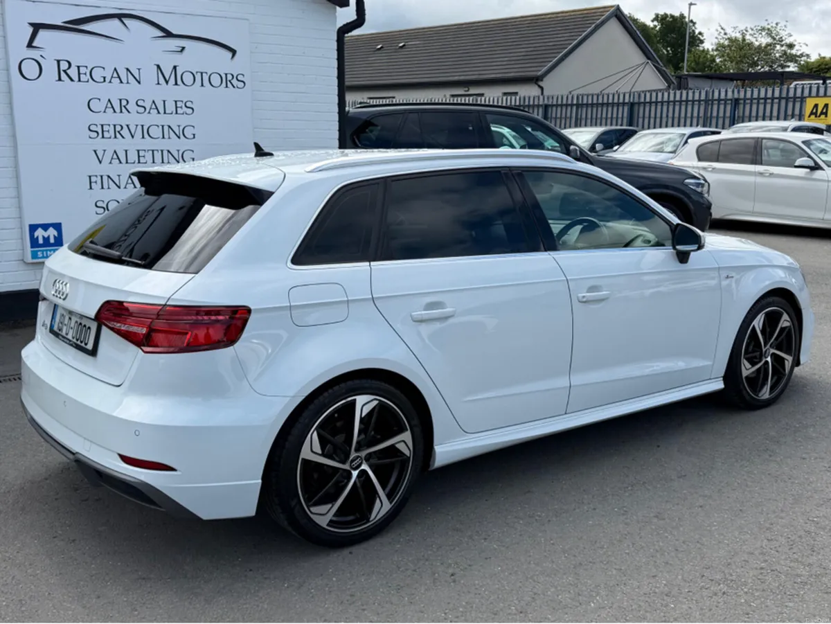 Audi A3 S-LINE SPORTBACK 1.4 TSI AUTO - Image 3