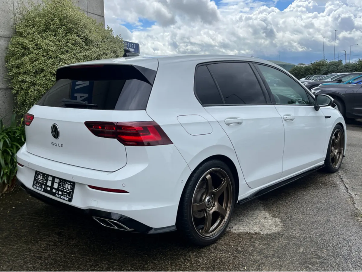 Volkswagen Golf R-LINE AUTOMATIC 2.0 DIESEL //HIGH - Image 4