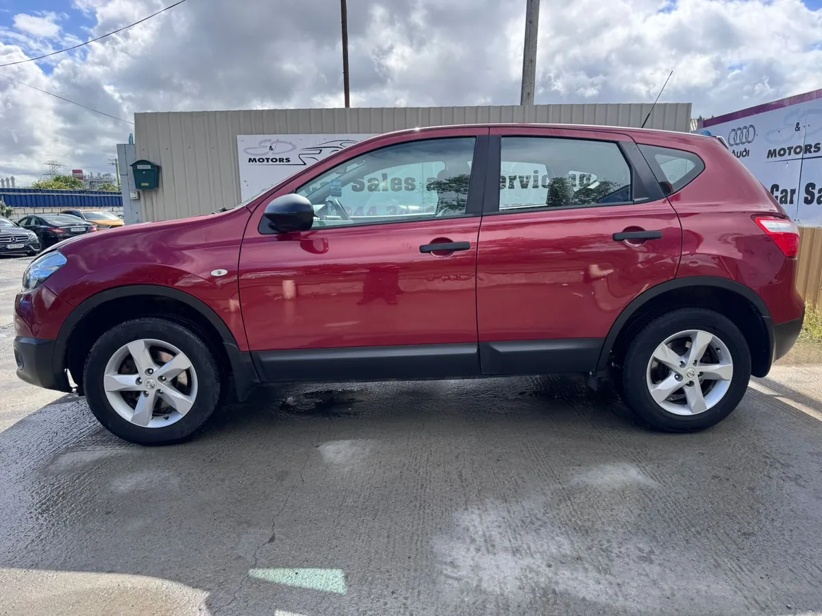 11 Nissan Qashqai 1.6 Petrol Manual Warranty - Image 2