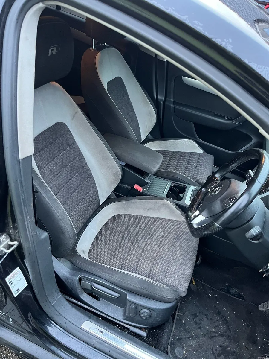R-Line B7 Passat - Image 5