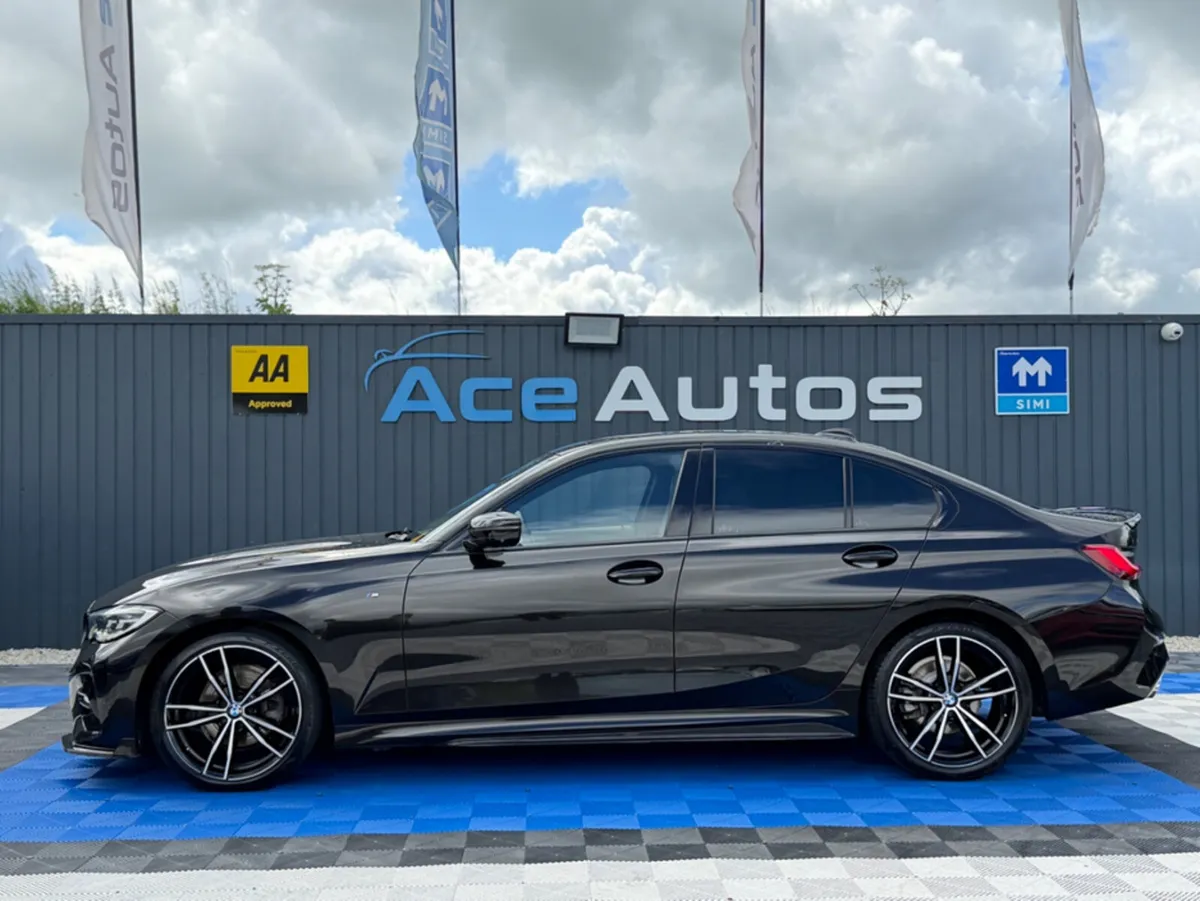 BMW 3-Series M-SPORT X-DRIVE - 2.0L DIESEL - AUTO - Image 4