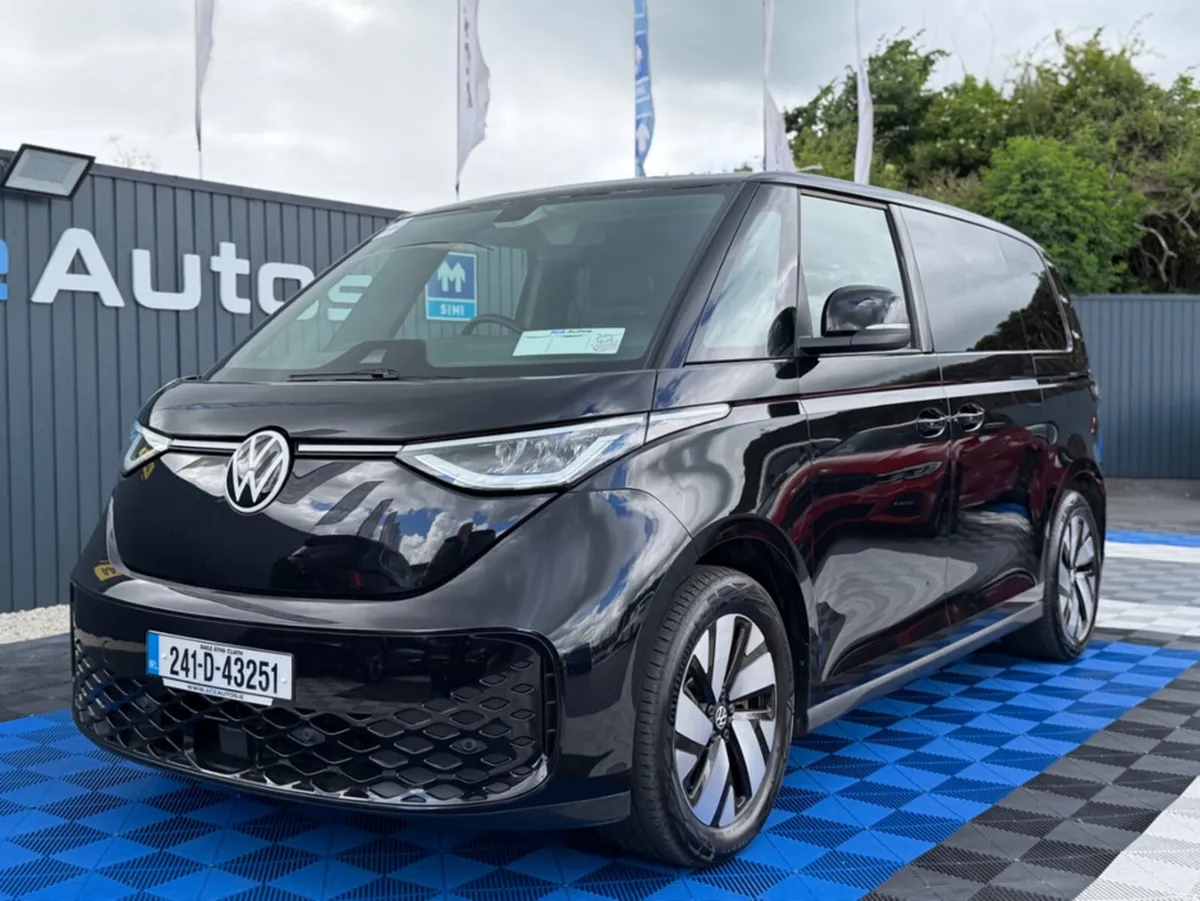 Volkswagen ID.Buzz LIFE - 204BHP - ELECTRIC - AUTO - Image 2