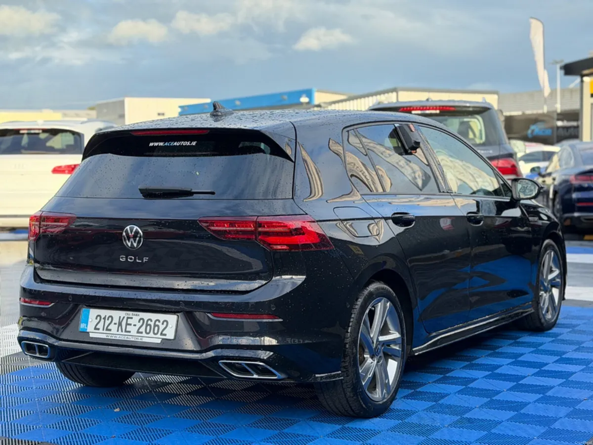 Volkswagen Golf R-LINE **SUNROOF** 1.5 PETROL - AU - Image 4