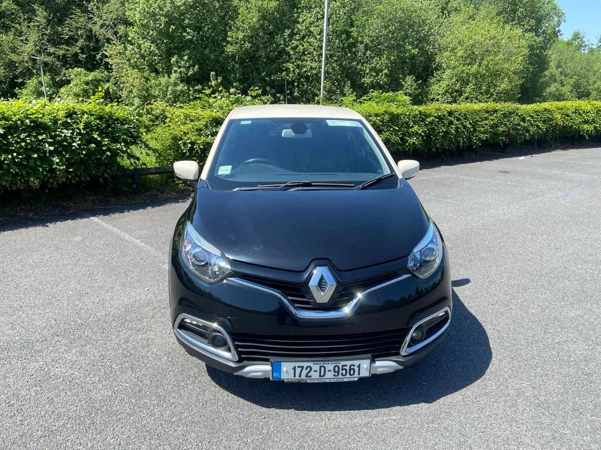 2017 Renault Captur - Image 2