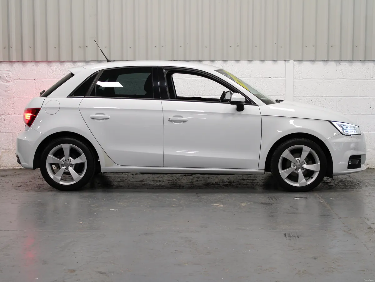 2017 Audi A1 - Image 5