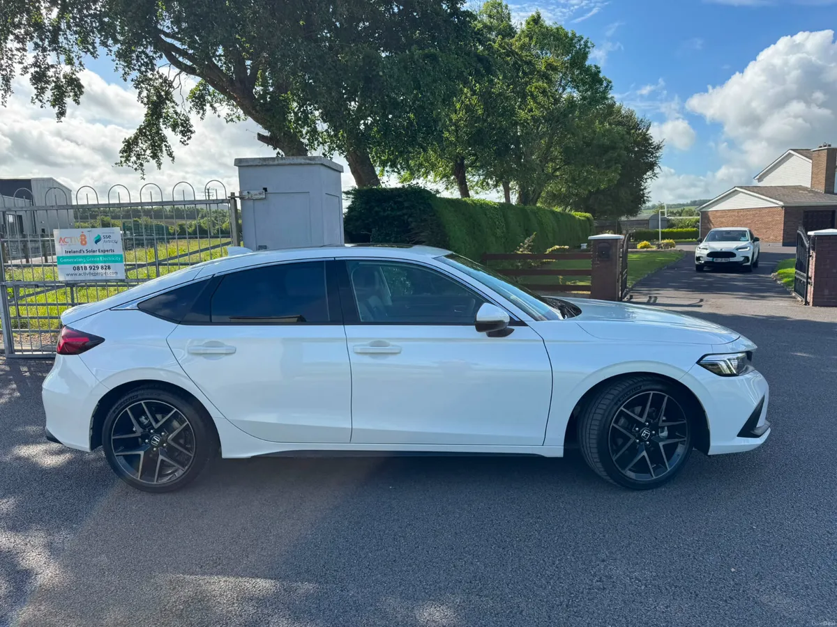 Honda Civic Advance E:hev - Image 3