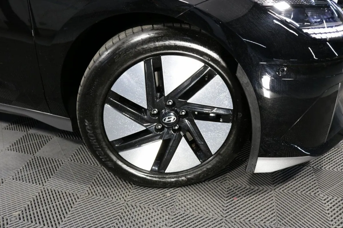 Hyundai IONIQ 6 Elegance 77kWH EV - Image 3