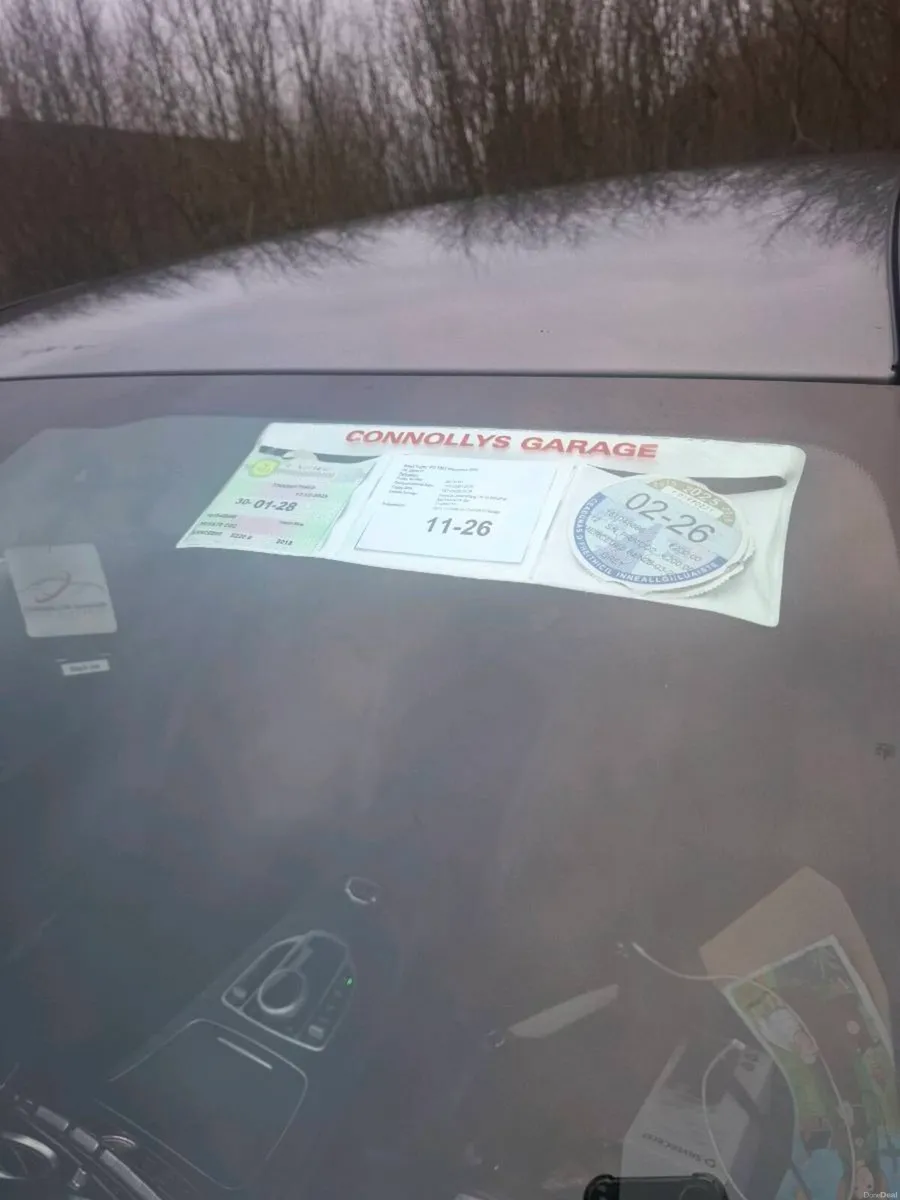 E220 merc - Image 6