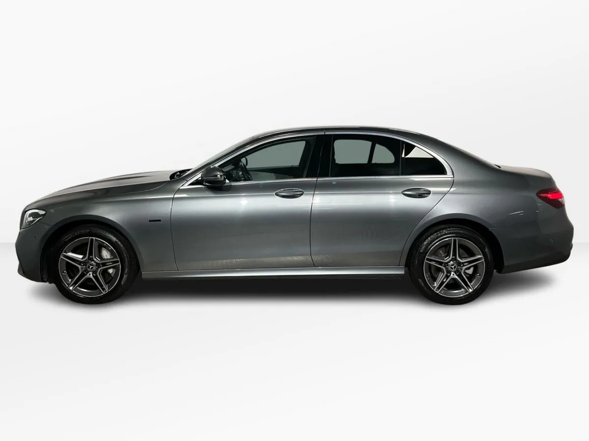 Mercedes-Benz E-Class 300de AMG - 18 Inch Alloys - - Image 5