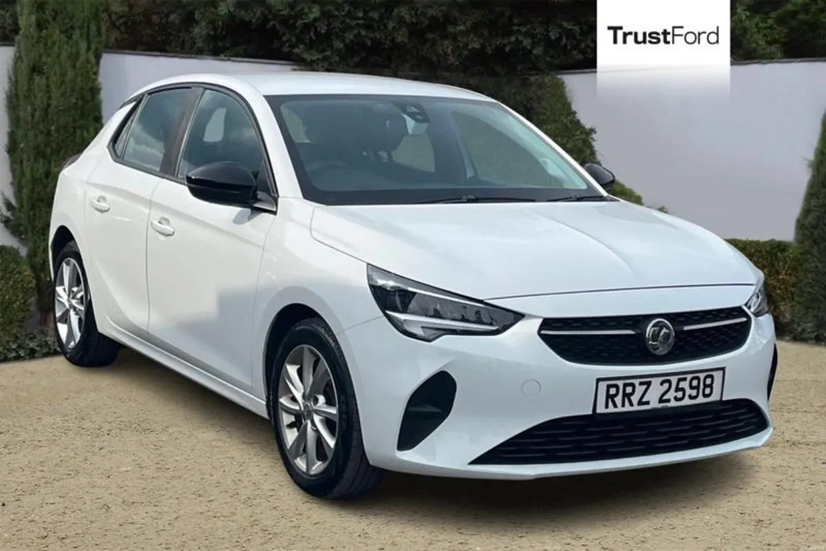 Vauxhall Corsa SE Nav - Image 1