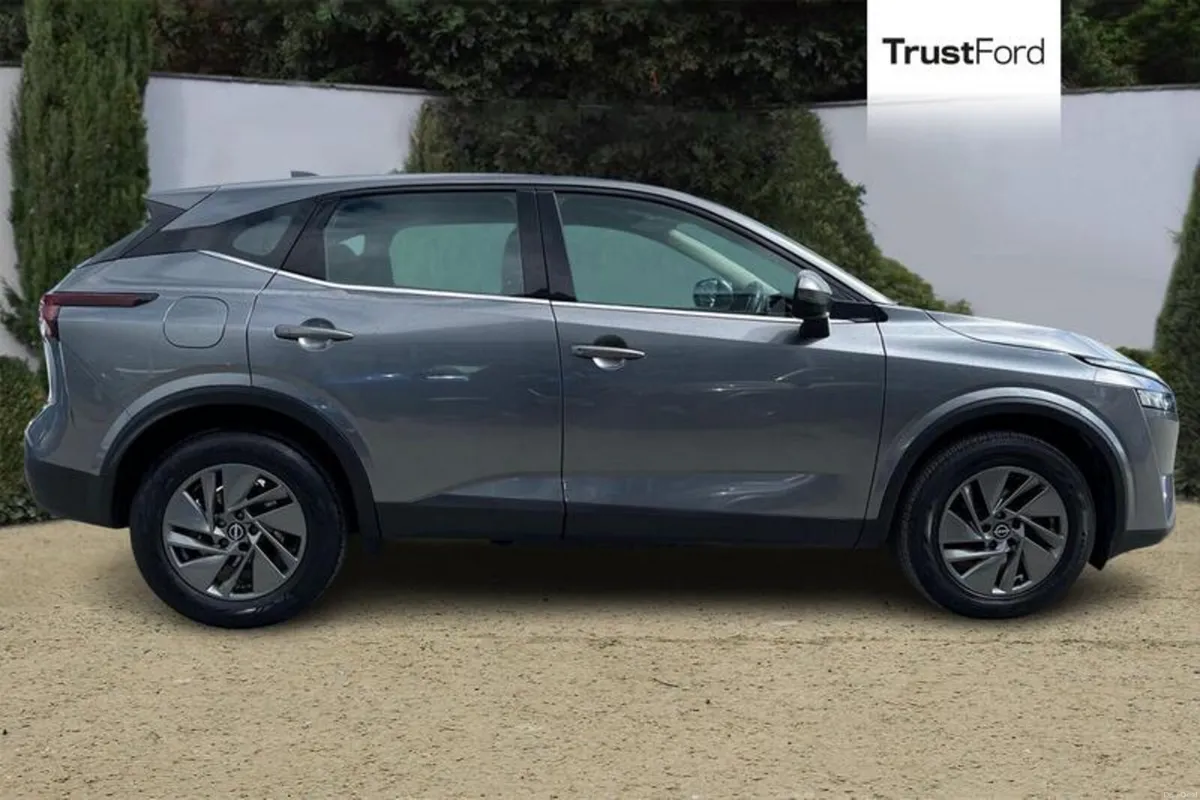 Nissan Qashqai Acenta Premium - Image 3