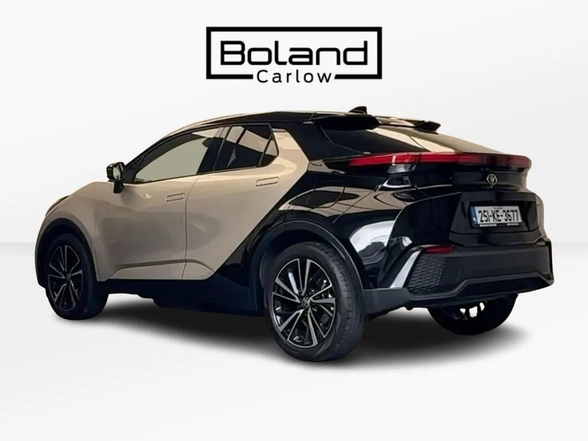 Toyota C-HR 2.0 PHEV PREMIER EDITION *JUST IN* €10 - Image 4