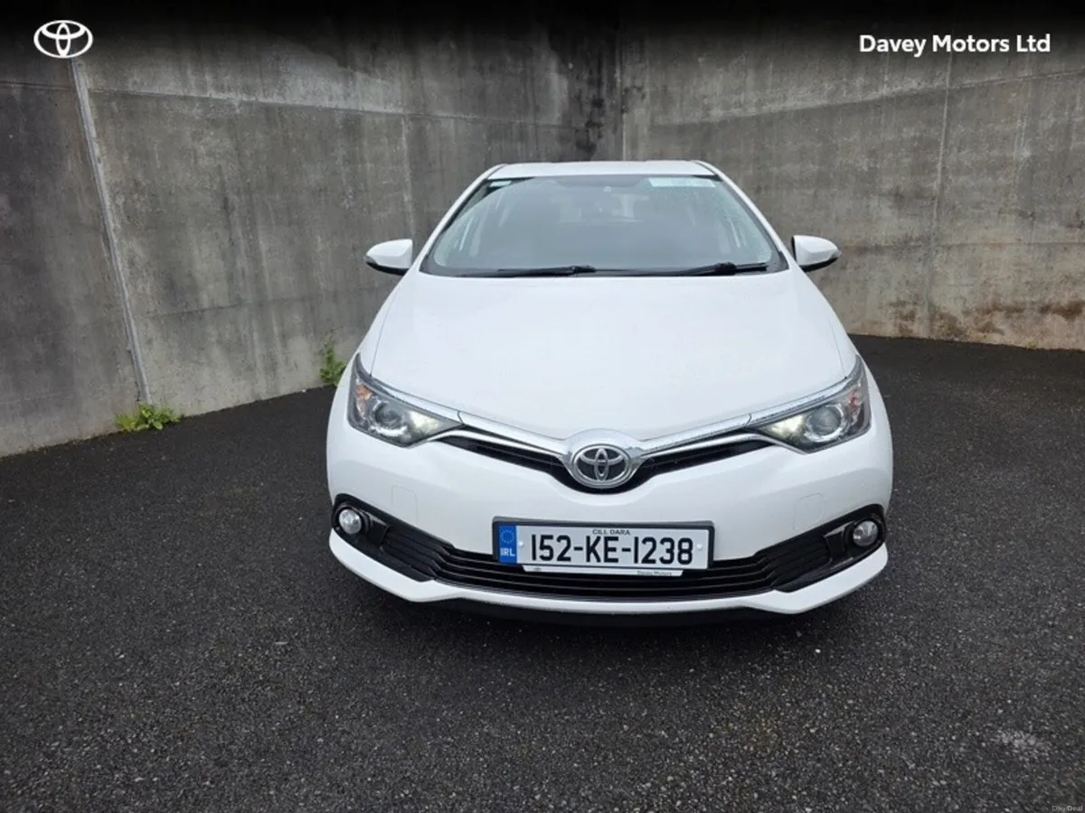 Toyota Auris 1.4 D-4D AURA 4DR - Image 5