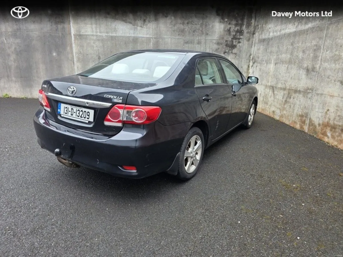 Toyota Corolla COROLLA 1.4D4D LUNA MC - Image 2