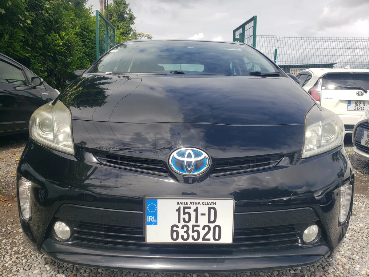 Toyota Prius 2015 - Image 1