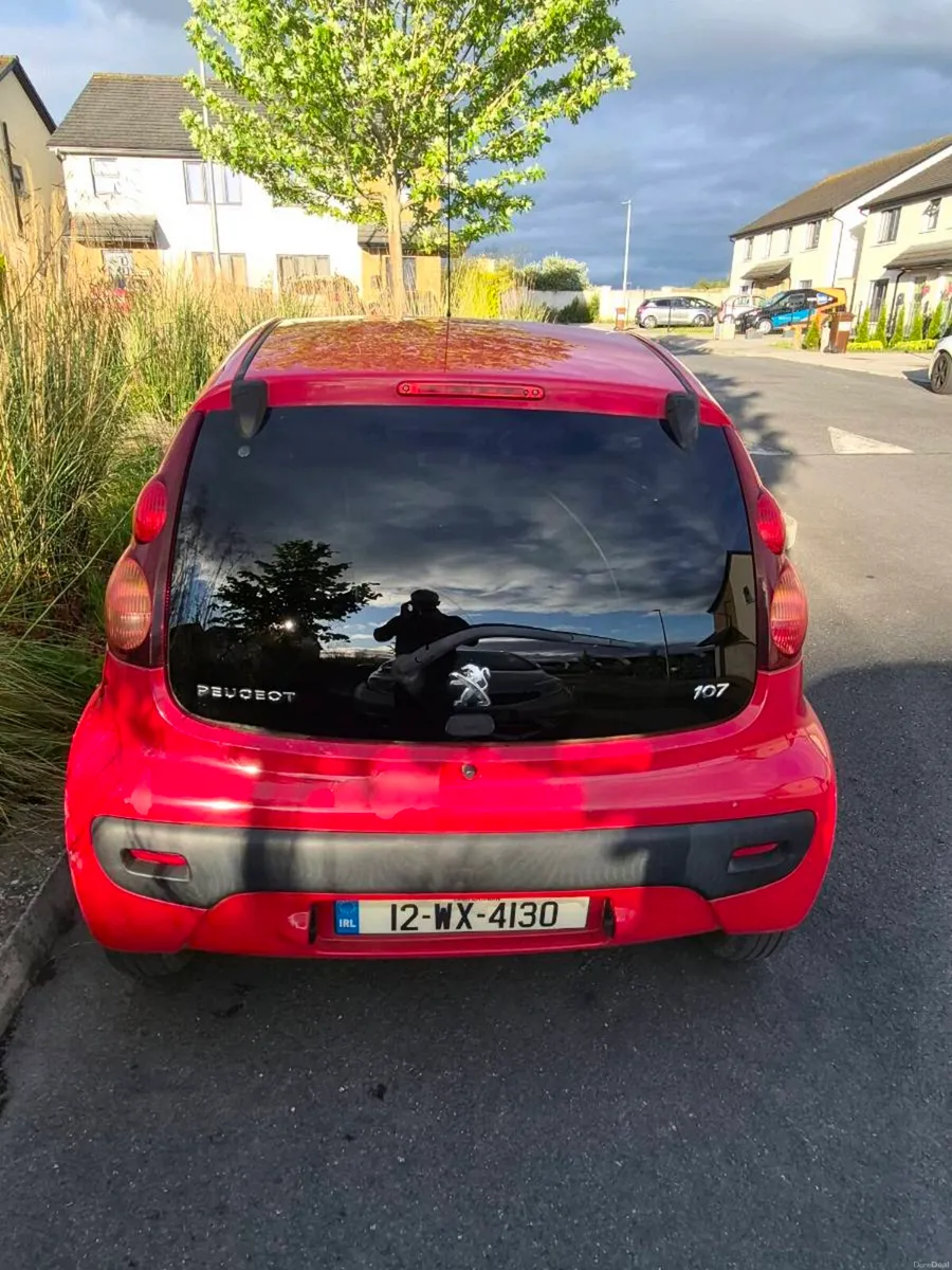 Peugeot 107 1.0 - Image 1