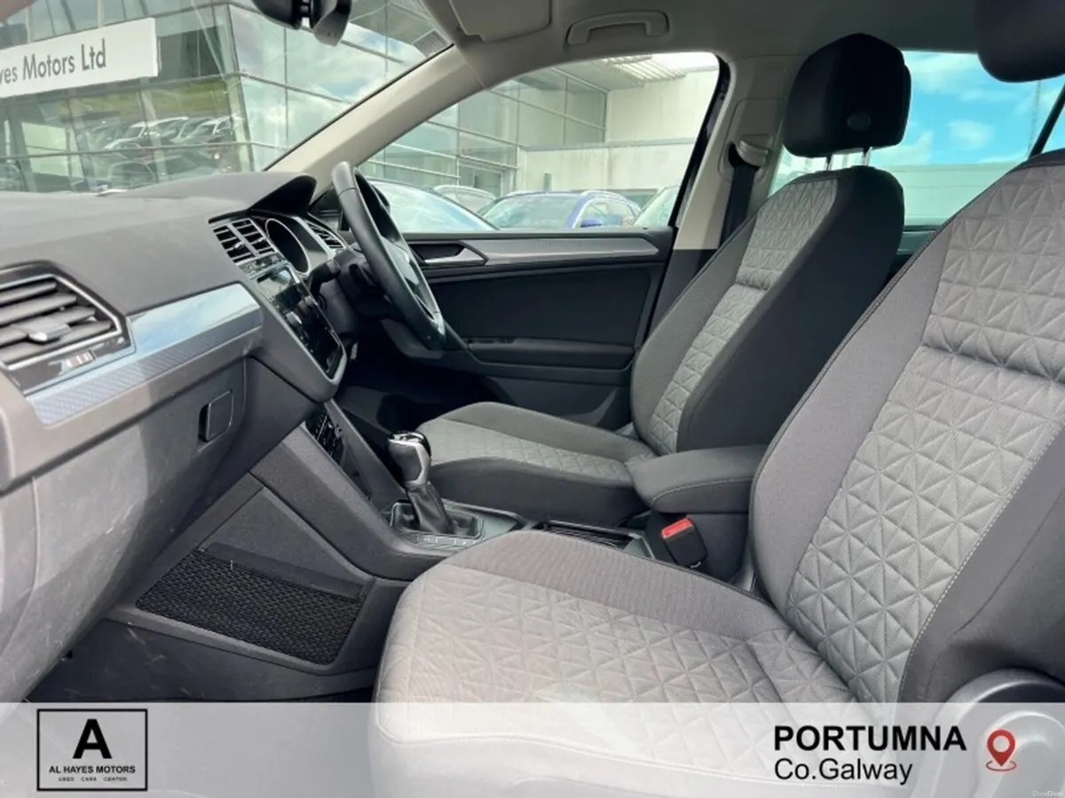 Volkswagen Tiguan AUTOMATIC LIFE 2.0TDI 150HP - Image 4