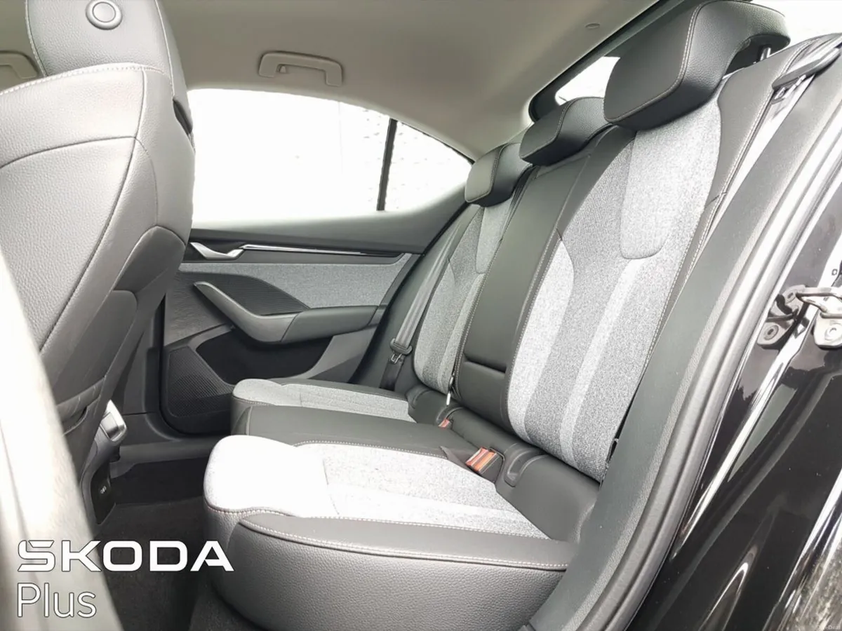 Skoda Octavia Selection+ 2.0TDI 115HP - Image 6