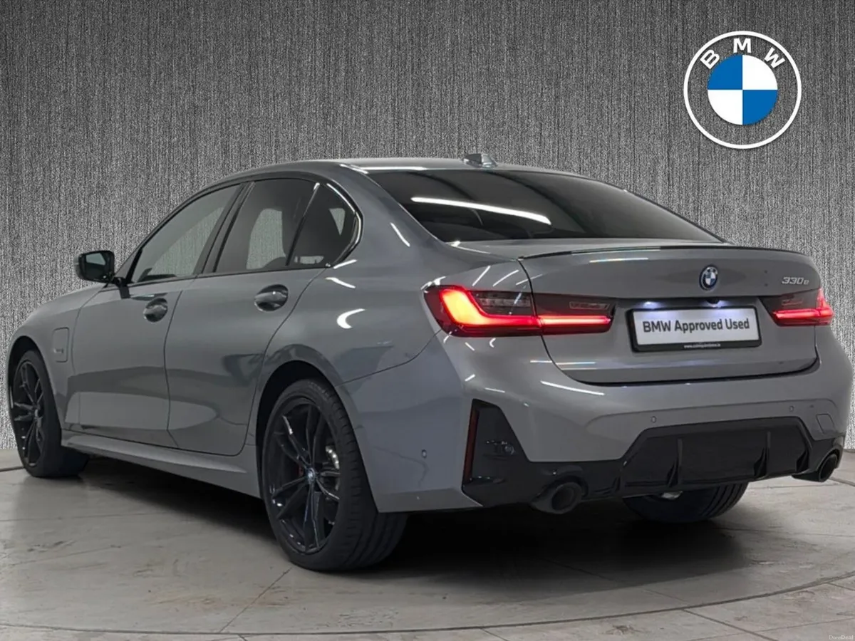 BMW 3-Series 330e M Sport PRO PACK - Image 3