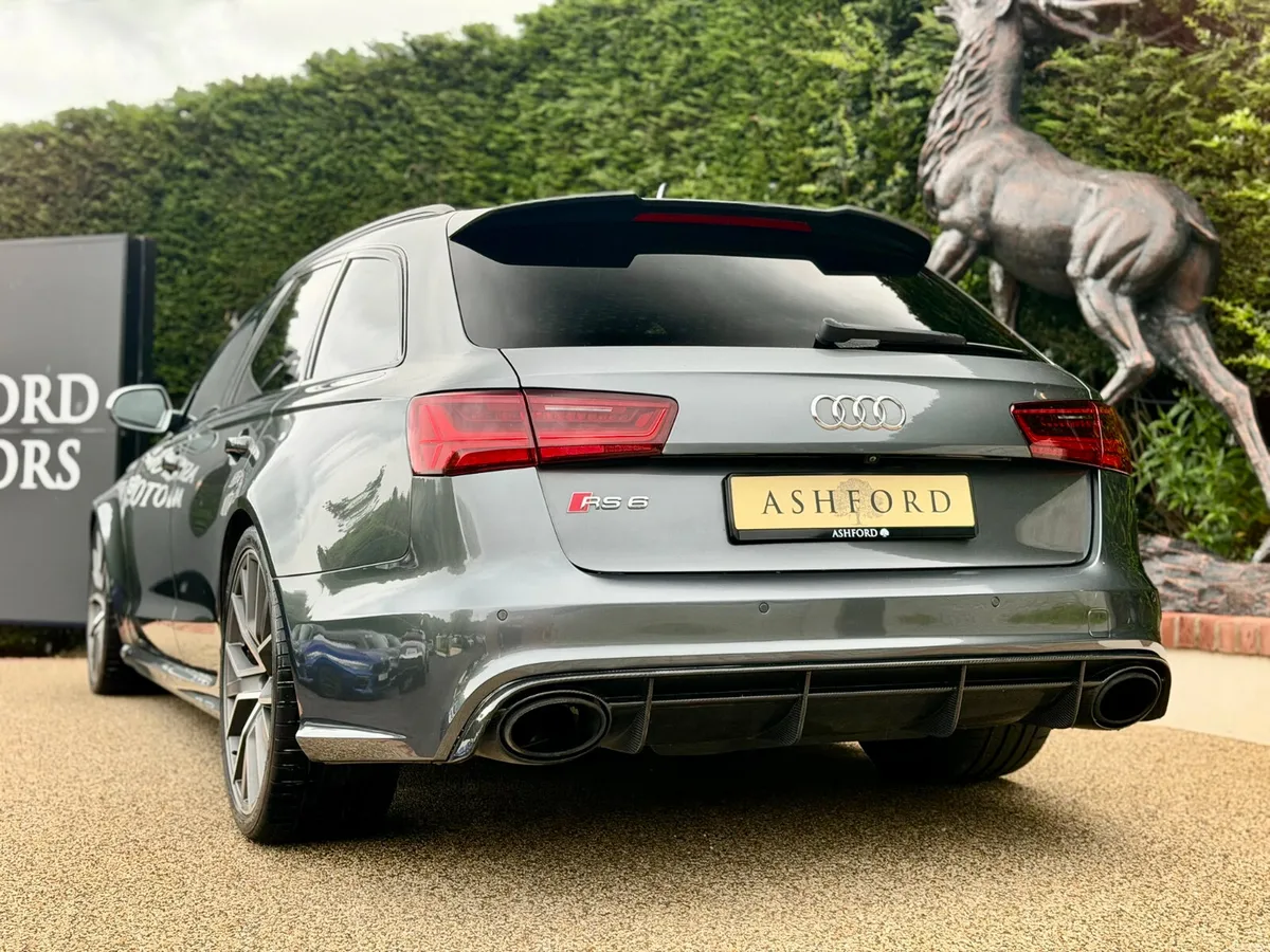 Audi RS6 Performance 605BHP Full specification - Image 4