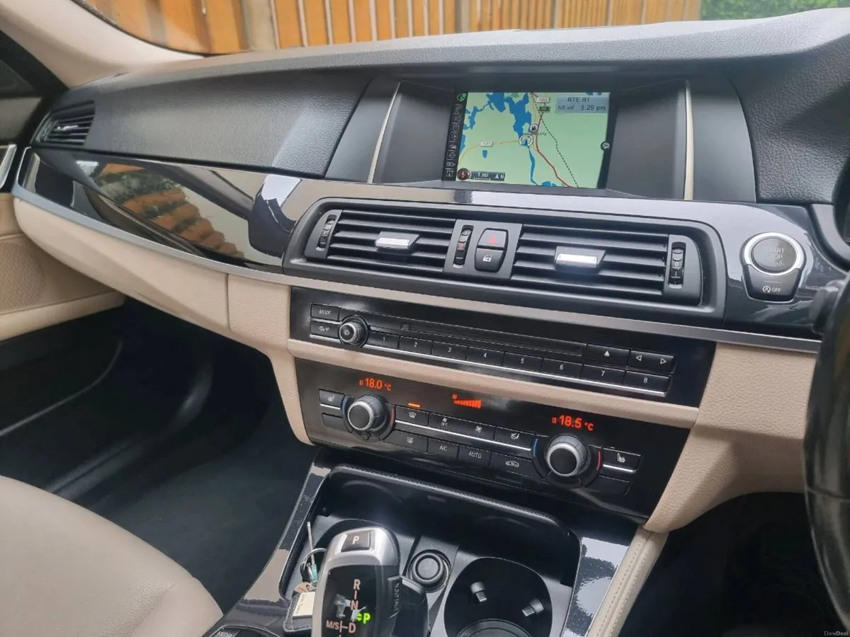 Car - Image 6