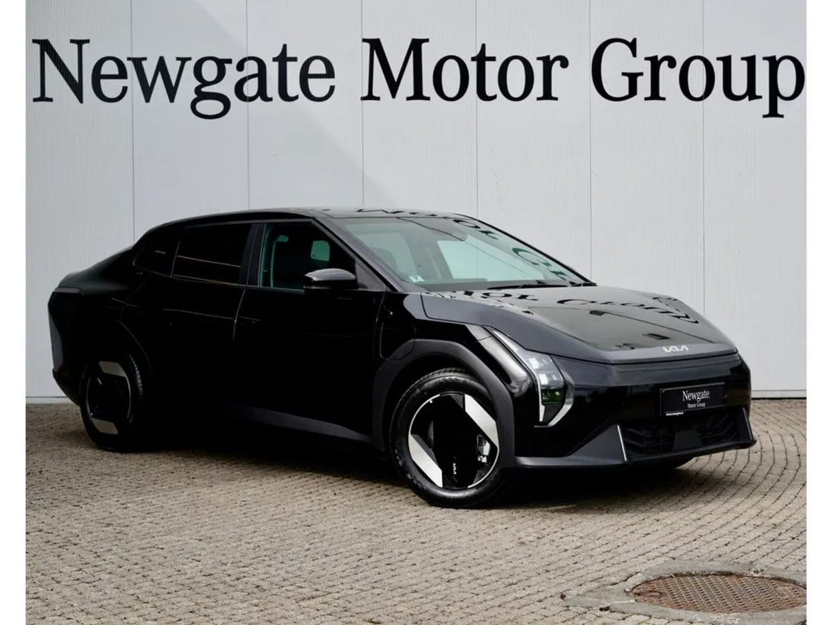 Kia EV4 Fastback Earth 2 - Image 3