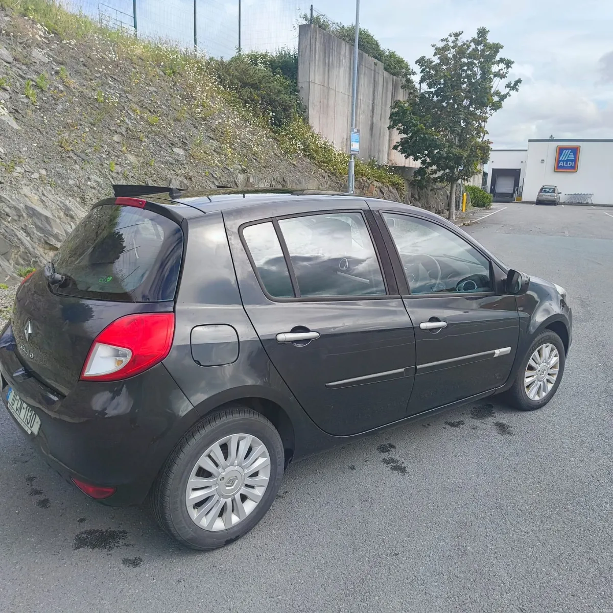 RENAULT CLIO 3 (1.2)  2010 - Image 3