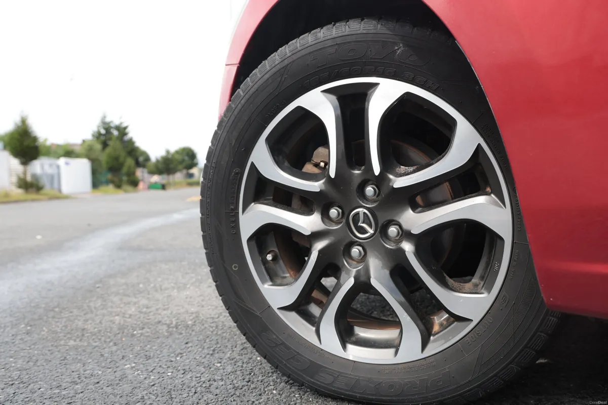 Mazda Demio 2015 - Image 4