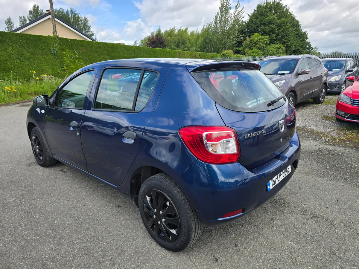161 Dacia Sandero 1.1 5 Door Nct 03-28 - Image 2