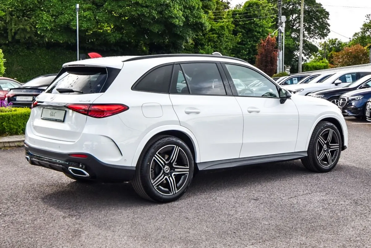 Mercedes-Benz GLC Demo 220d AMG 4Matic Night Pack - Image 2