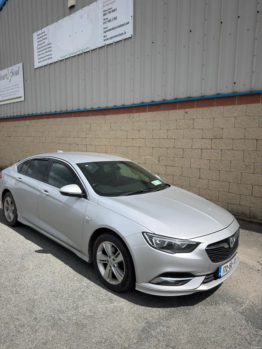 Vauxhall Insignia 2017 FRESH NCT till july 2027 - Image 1