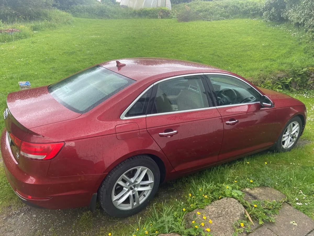 Lovely maroon Audi A4 Ultra 2017 cream leather - Image 3