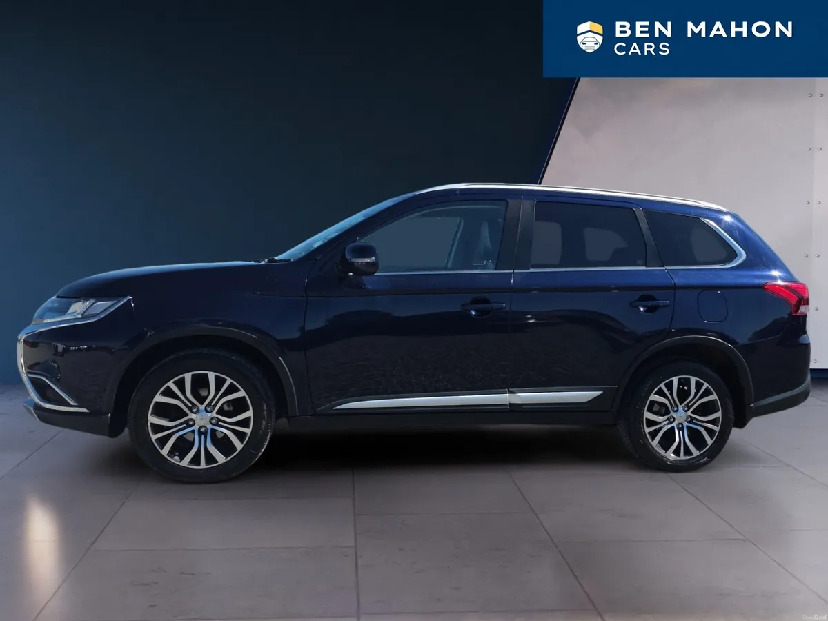 Mitsubishi Outlander 4WD 7 Seater - Image 2